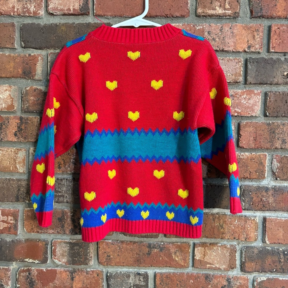 Vintage kids girls hearts stripes colorblock crewneck sweater red 4 - Picture 2 of 3